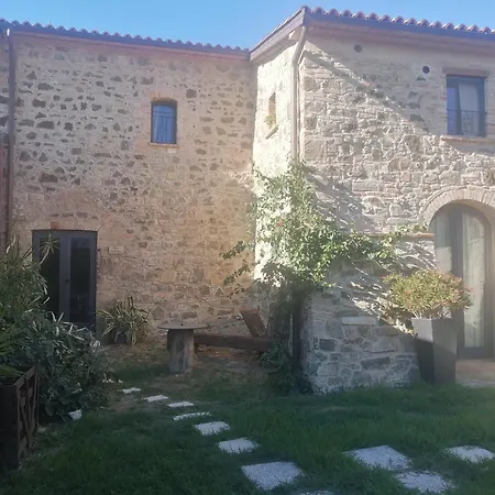 Vecchio Casale Quercetino Apartment